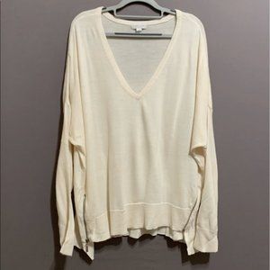 Bisou Bisou • Double Zipper V-Neck Knit Sweater
